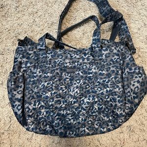 NWOT Lug Scuttle - Leopard Navy